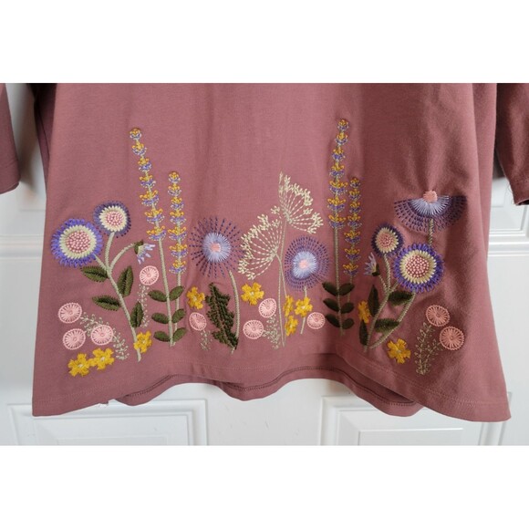 QVC D&Co Floral Embroidered Top Size L 3/4 Length Sleeves - Picture 5 of 7